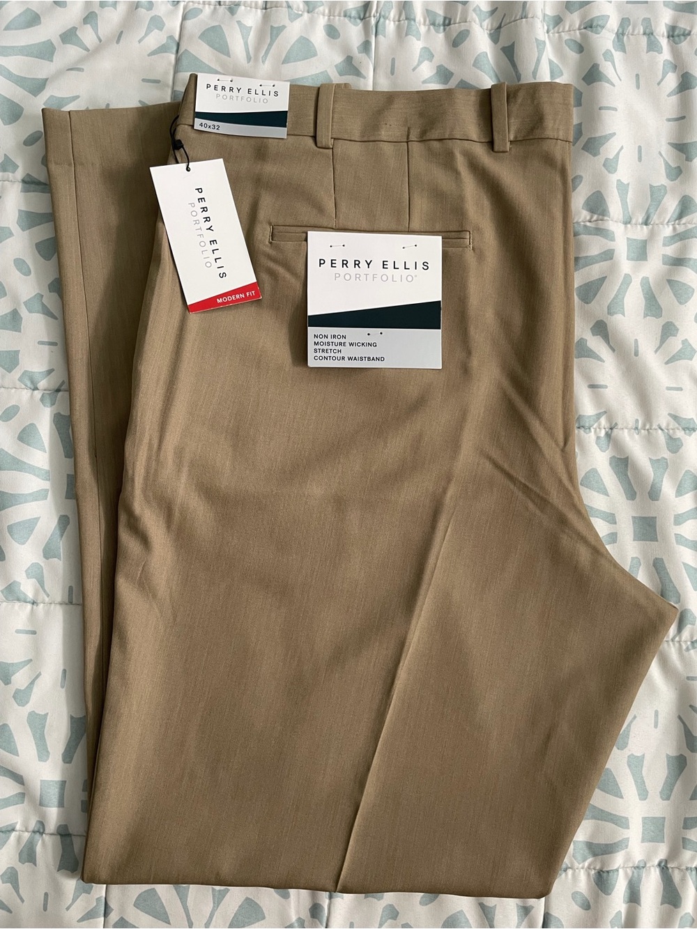 NWT Perry Ellis Portfolio Men's Tan Dress Pants - Size 40x32